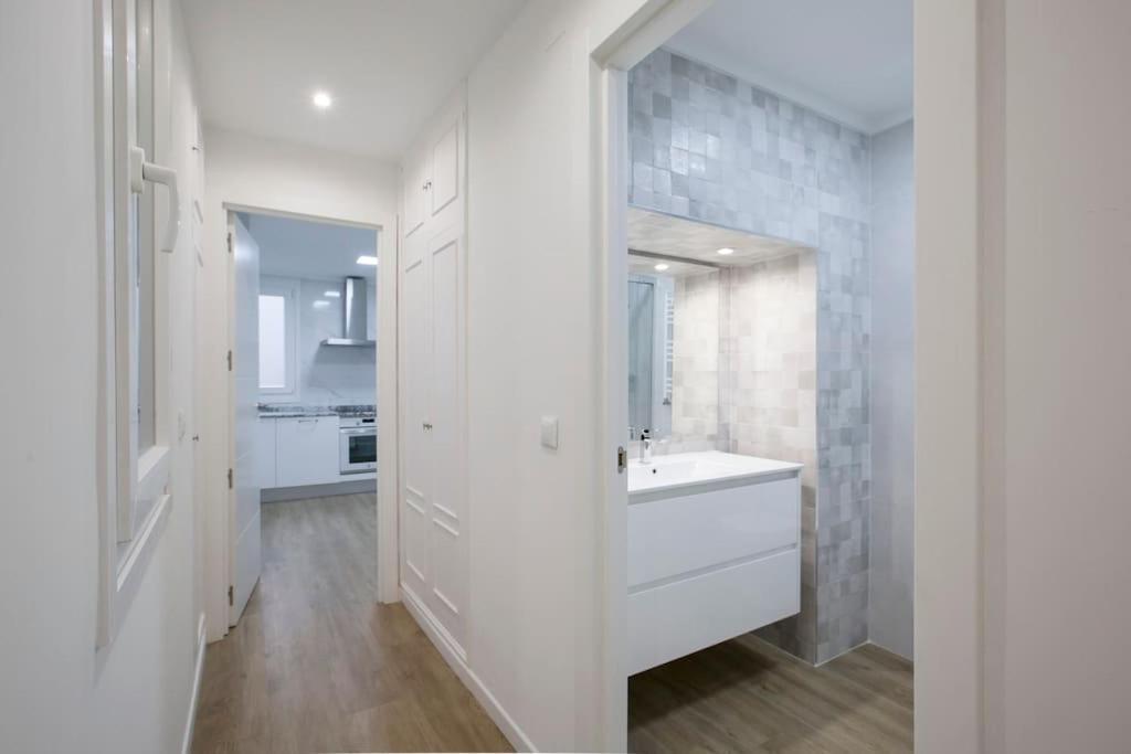 Alhondiga Flat By Next Stop Bilbao Exteriör bild